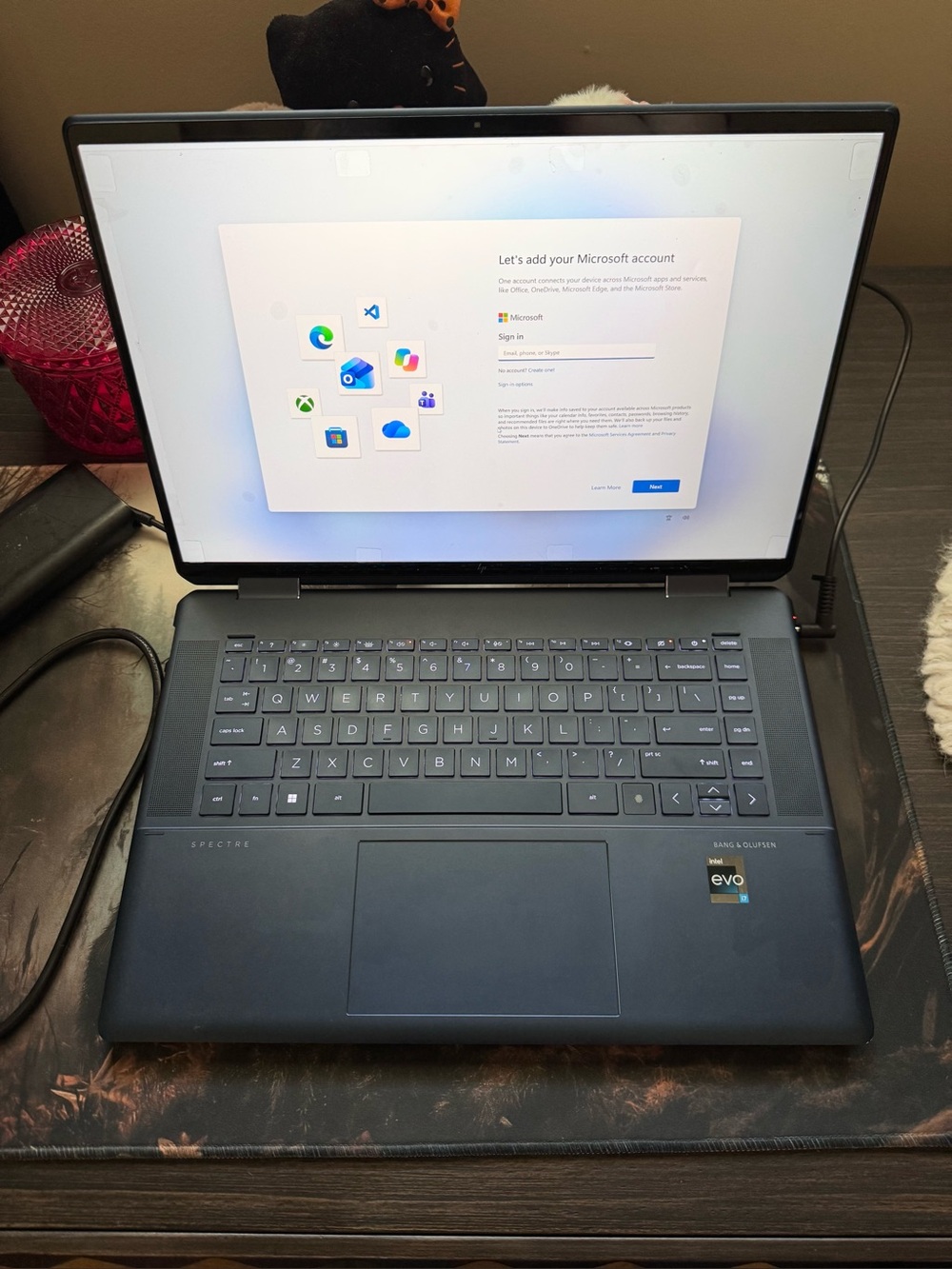 HP Spectre X 360 2-in-1 Touchscreen Nocturne Blue Laptop and Charger **READ**